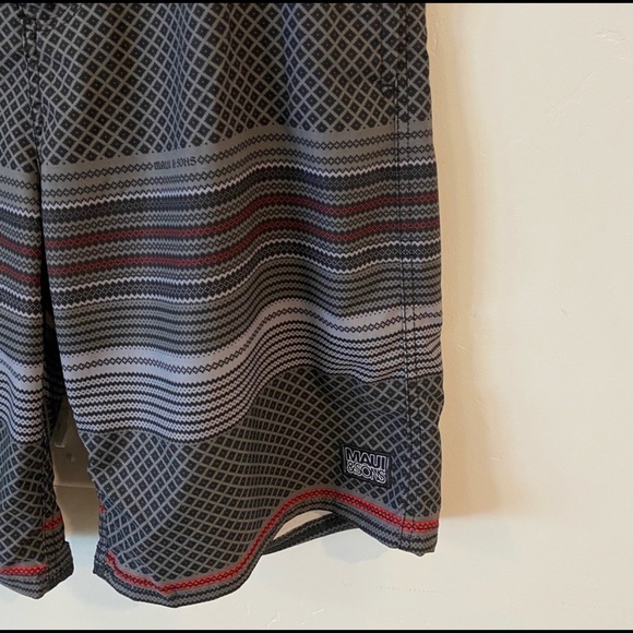 Maui & Sons Swimming Trunks - Picture 3 of 5